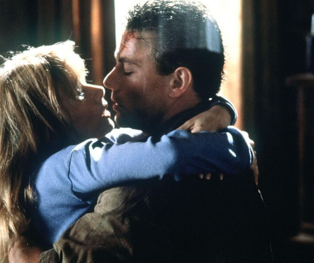 Jean-Claude Van Damme slaat op de vlucht in Nowhere to Run