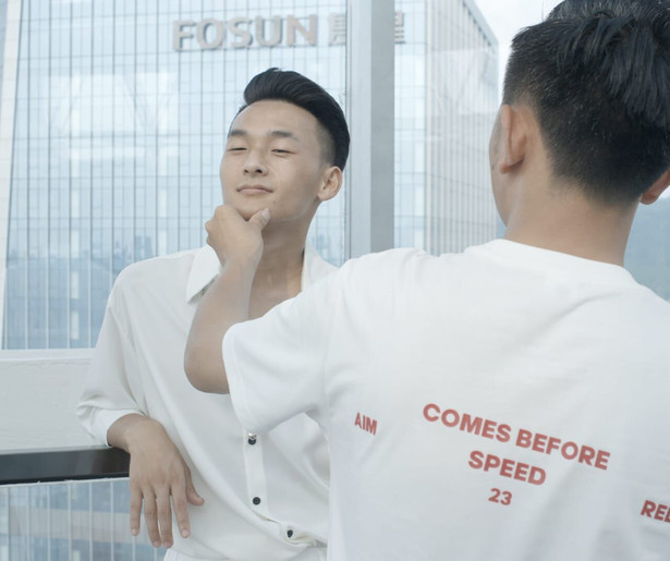 Wanhopige vrijgezelle mannen doen mee aan een bijzondere bootcamp in de NPO Doc: Daten voor Beginners