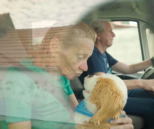 Hans en Will maken een bijzondere reis in de NPO Doc: Ons Campertje