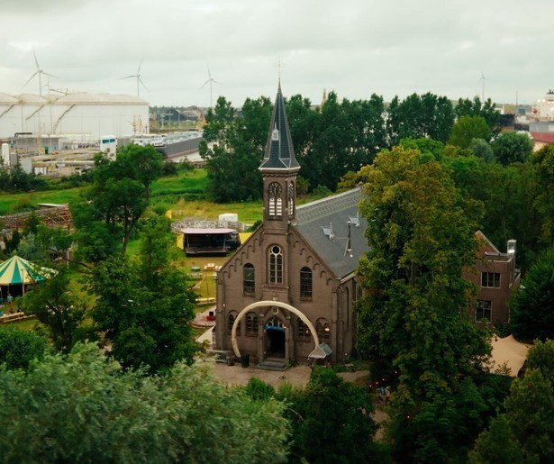 De NPO Doc: Ruigoord - Een Kosmisch Lek laat je kennismaken met het gehucht Ruigoord