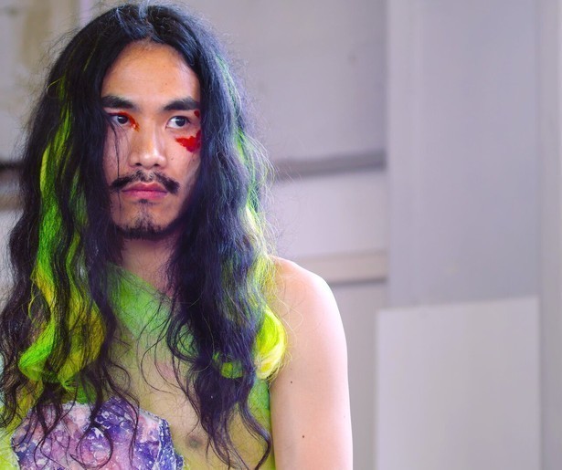 Bureacratie botst met vrije geest Nadh in NPO Doc: Zoekjaar/Search Year