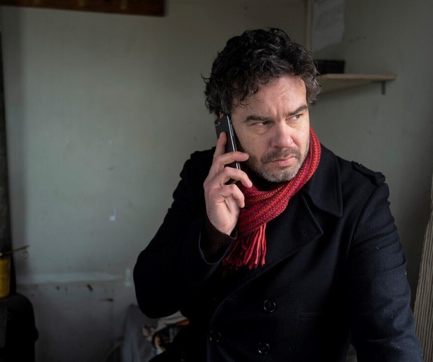 De doldwaze, absurdistische zwarte komedie Nr.10 van Alex van Warmerdam te zien op NPO 3