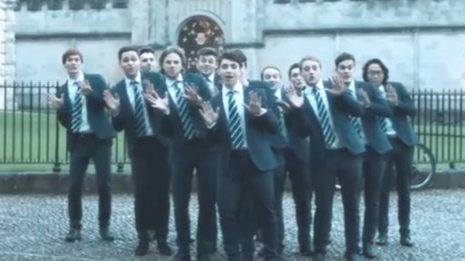YouTube-hit: studenten Oxford zingen All I Want For Christmas a capella