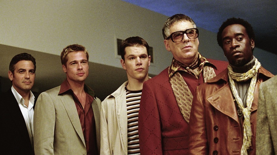 Brad Pitt, Matt Damon en George Clooney in Ocean's Eleven Brad Pitt, Matt Damon en George Clooney in Ocean's Eleven