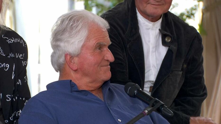 Olof tijdens de reünie van B&B Vol Liefde.