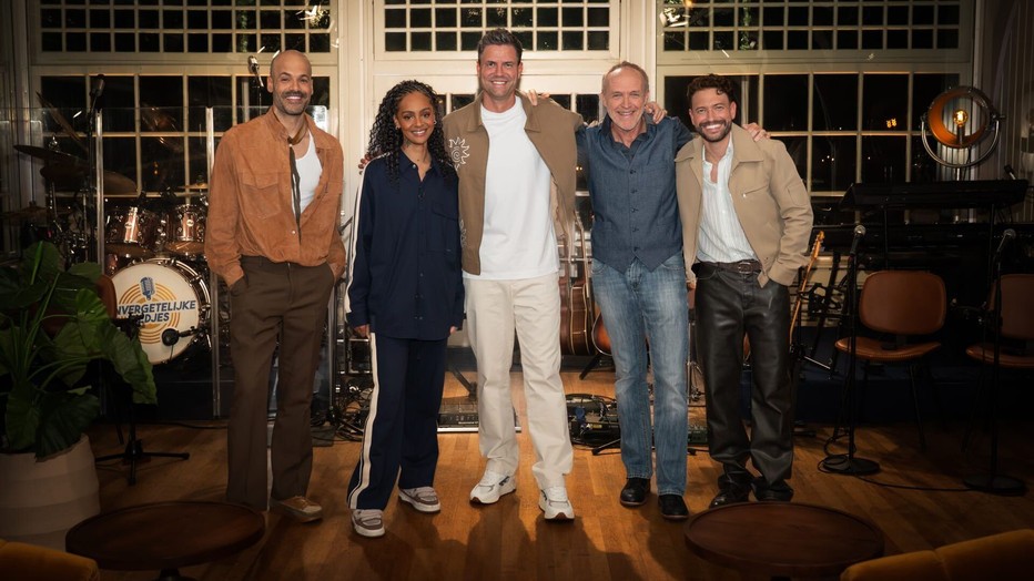 Alain Clark, Zoë Livay, Simon Keizer, Stef Bos en Rolf Sanchez 