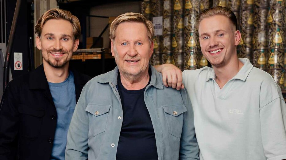 Oos Kesbeke met zijn zoons Silvian en Camiel