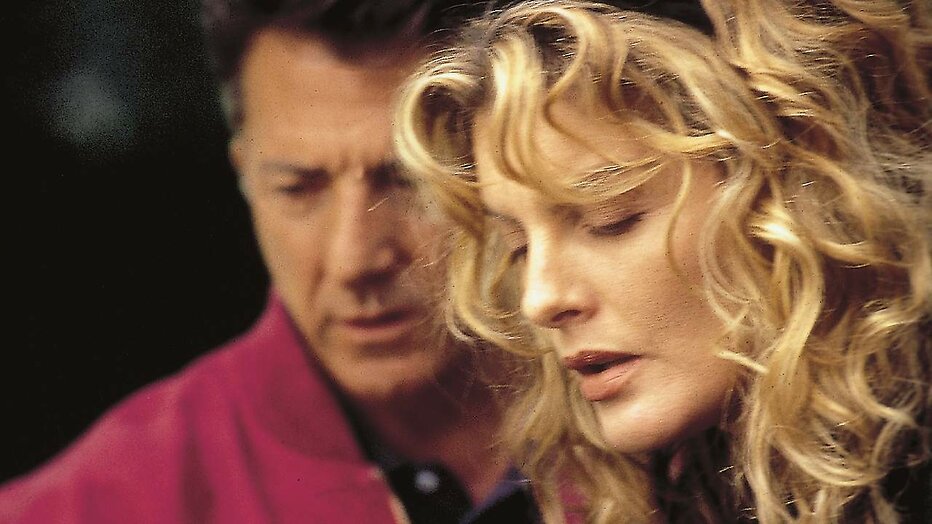 Dustin Hoffman en Rene Russo in Outbreak