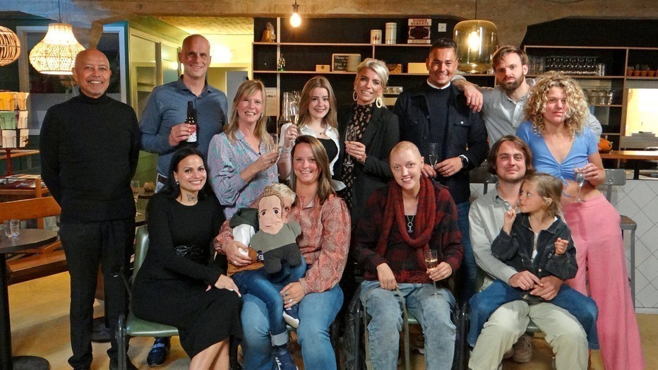 Over Mijn Lijk: De Reünie