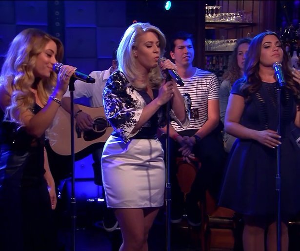 Videosnack: O'G3NE zingt Clown bij RTL Late Night