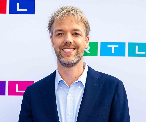Olaf Koens wordt weer Rusland-correspondent voor RTL alleen niet ín Rusland