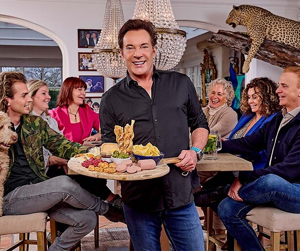 De reallifesoap van Gerard Joling krijgt een andere startdatum