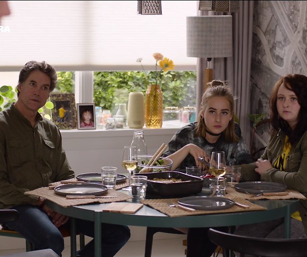 De TV van gisteren: Oogappels keert terug voor 1,28 miljoen kijkers