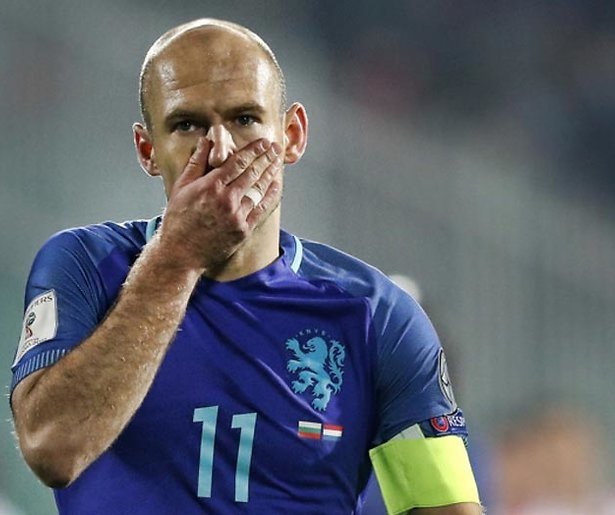 De TV van gisteren: 2,5 miljoen kijkers zien blamage Oranje