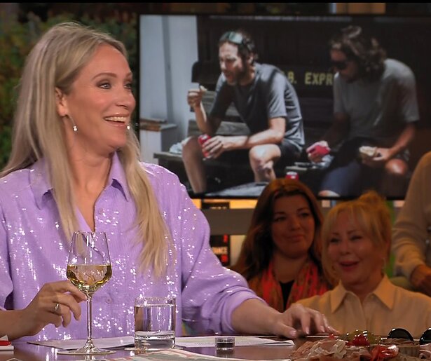 De TV van gisteren: Hélène Hendriks stoot Astrid Joosten van de troon
