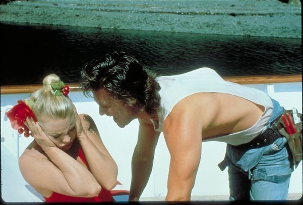 Van verwende snob naar huismoeder