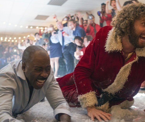 Wildste kerstborrel ooit in Office Christmas Party