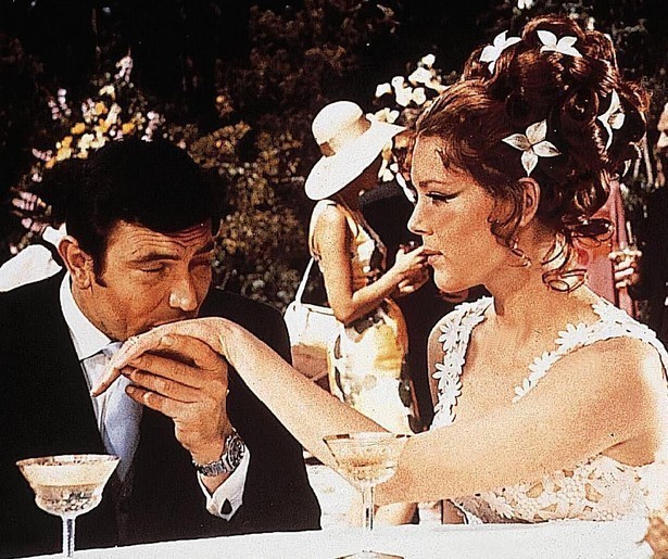 James Bond reist af naar Zwitserland in On Her Majesty's Secret Service