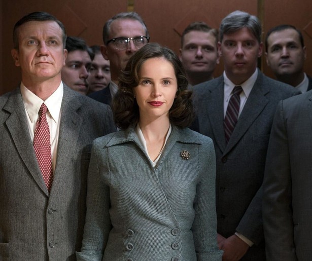 Felicity Jones strijdt voor gelijke rechten in de biopic On the Basis of Sex