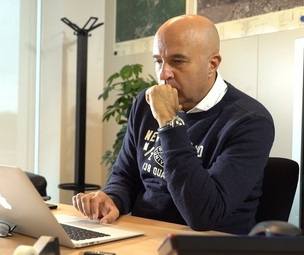 Krijgt John van den Heuvel een gezin herenigd in Thailand?