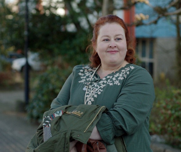 Eva Van der Gucht haalt haar rijbewijs in Oogappels