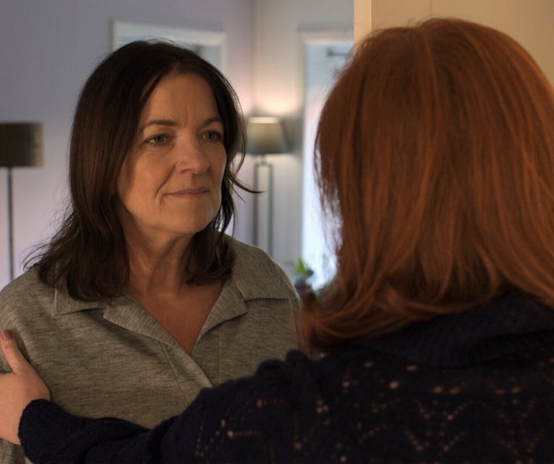 Merel moet in Oogappels behoorlijk wennen aan alle liefde en aandacht