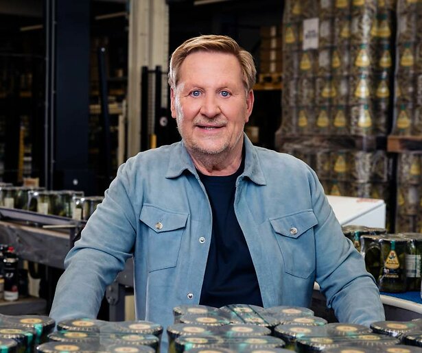 Oos Kesbeke verbaast zich nog altijd over bekendheid: 'Ik kan alleen een potje augurken maken'