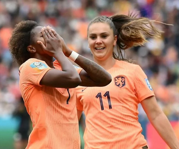 De TV van gisteren: Ernst Daniël Smid maakt indruk en Oranje verliest