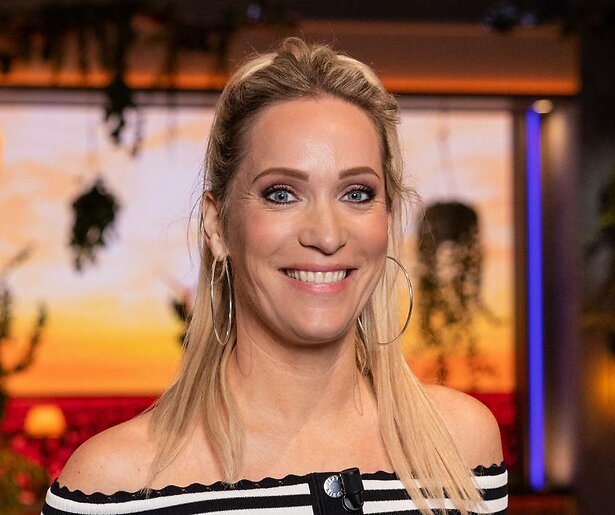 Op deze datum is Hélène Hendriks weer terug met De Oranjezomer