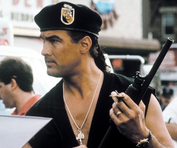 Steven Seagal wil gerechtigheid in Out for Justice