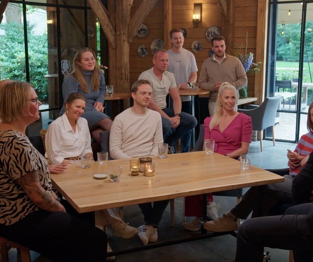 Op deze datum zie je Over Mijn Lijk De Reünie met Tim Hofman op televisie 