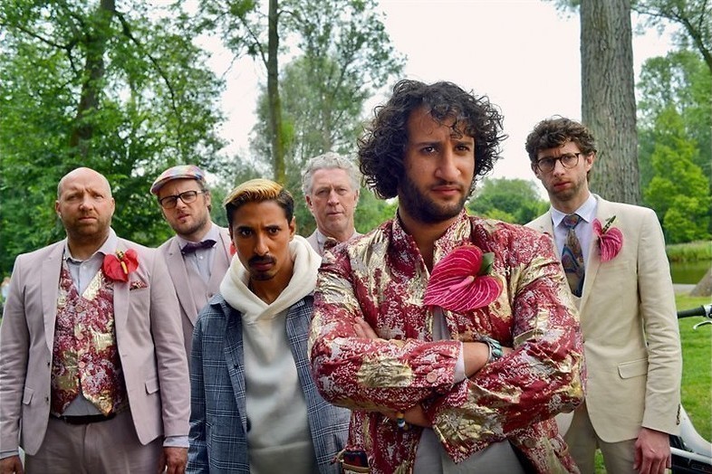 Papaperikelen bij de zandbak Papaperikelen bij de zandbak