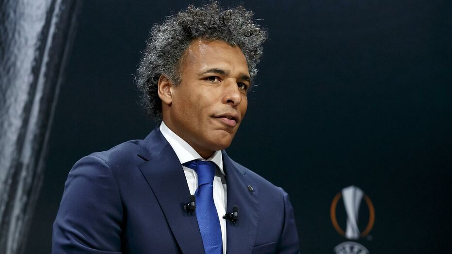 Pierre van Hooijdonk Pierre van Hooijdonk
