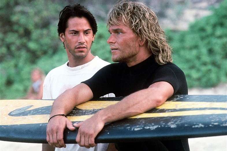Keanu Reeves infiltreert in surfgroep Keanu Reeves infiltreert in surfgroep