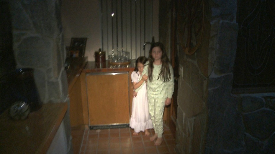 Kristi en Katie Rey in Paranormal Activity 3 Kristi en Katie Rey in Paranormal Activity 3