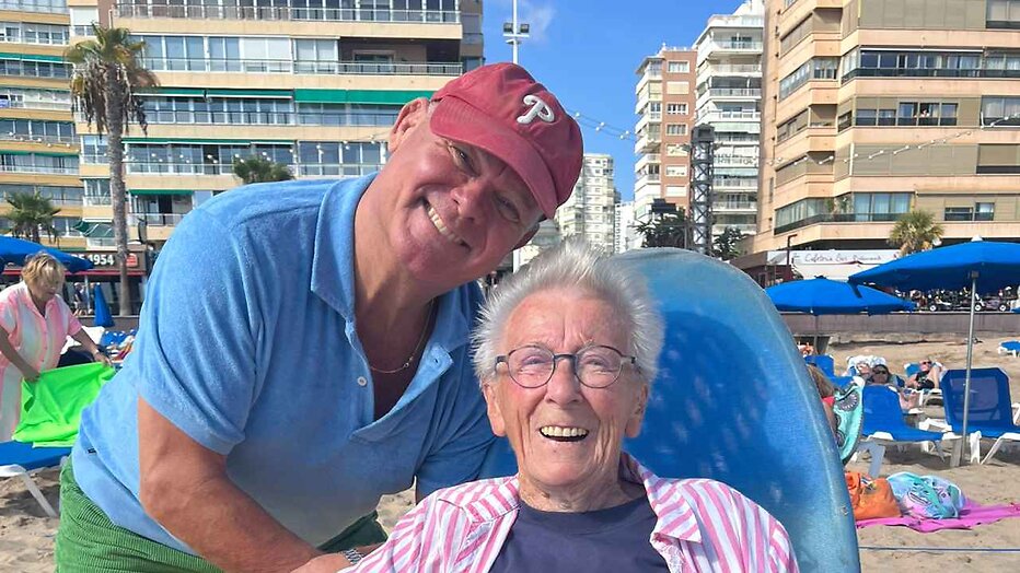 Paul de Leeuw met Nel in Een Vergetelijk Mooie Reis