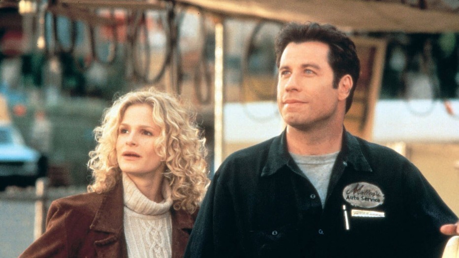 Kyra Sedgwick en John Travolta in Phenomenon