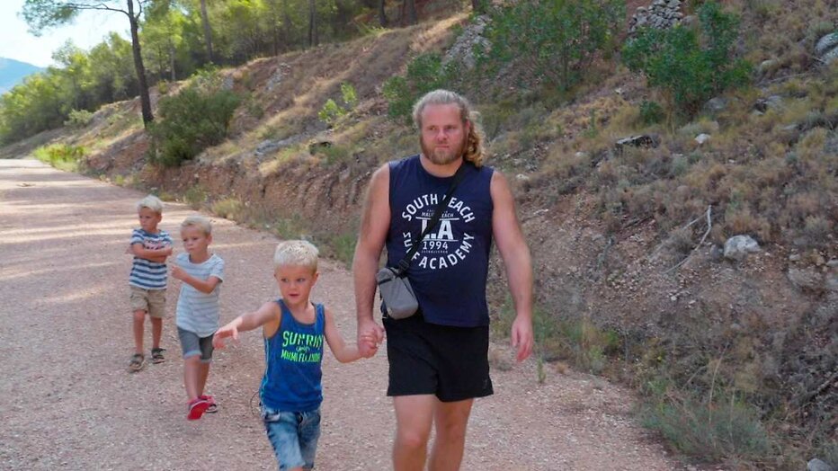 Pim Verleg in Een Huis Vol Emigreert