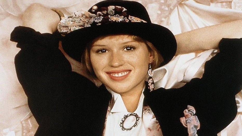 Molly Ringwald in Pretty in Pink Molly Ringwald in Pretty in Pink