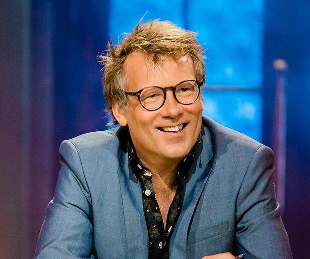 Patrick Lodiers en Emma Wortelboer stellen vragen over 2022