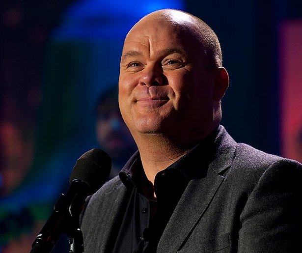 Paul de Leeuw had 2 x blaaskanker