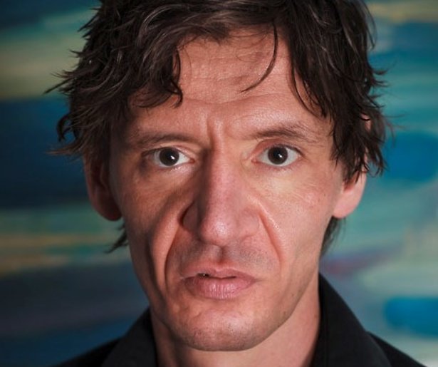 Kijkcijfers: Zomergasten maakt vrije val naar 274.000 kijkers