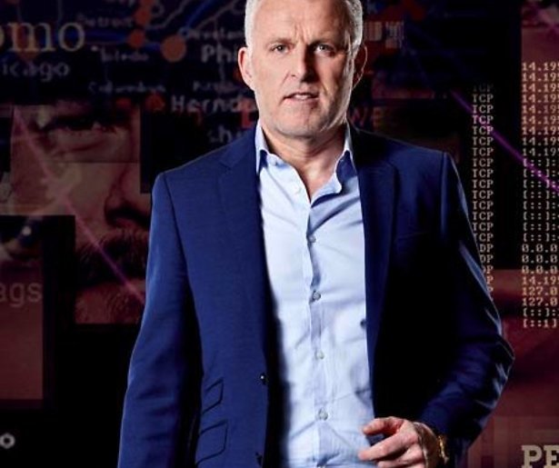 Peter R. De Vries onthult oorzaak van zijn vete met Johan Derksen