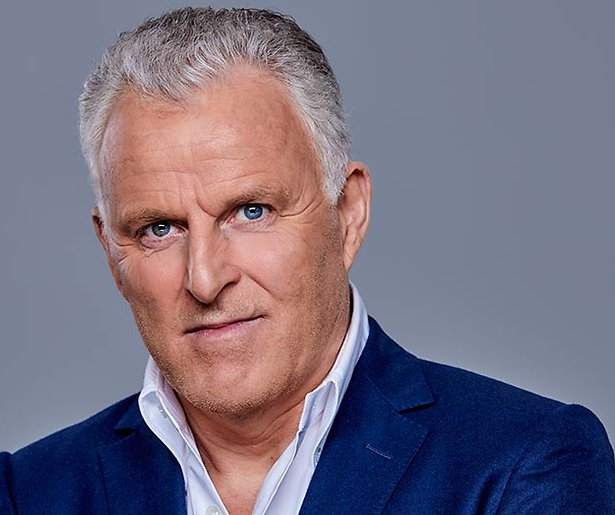 Peter R. de Vries heeft flinke clash met Robert Jensen