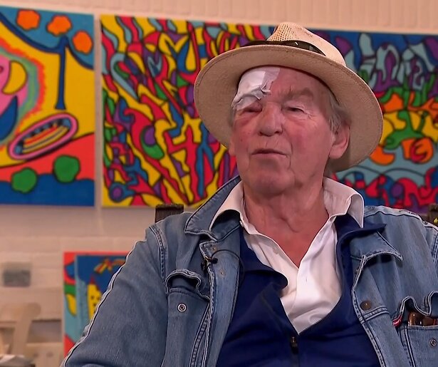 Peter Faber verschijnt met gehavend gezicht op televisie