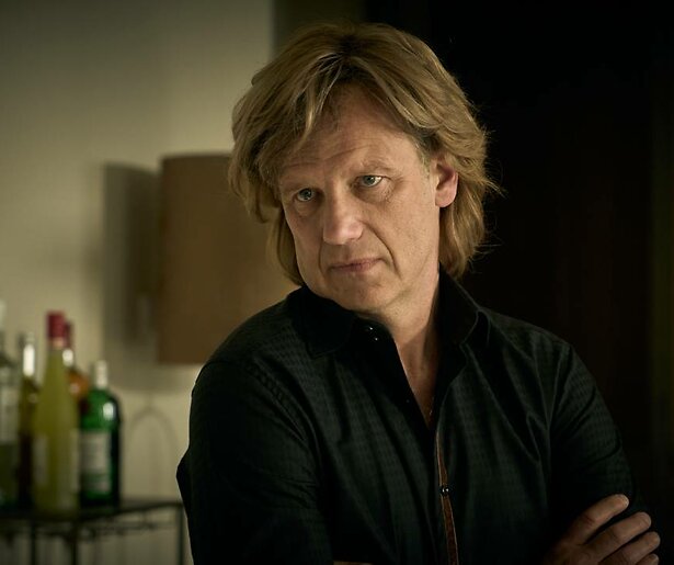 Gooische Vrouwen-hit al op nummer 1 in hitlijsten