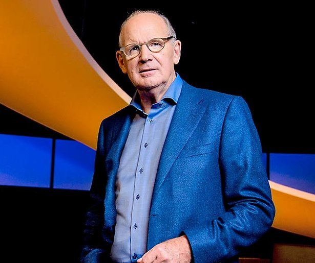 Philip Freriks en publiekskandidaat Debbie over De Slimste vs de Rest