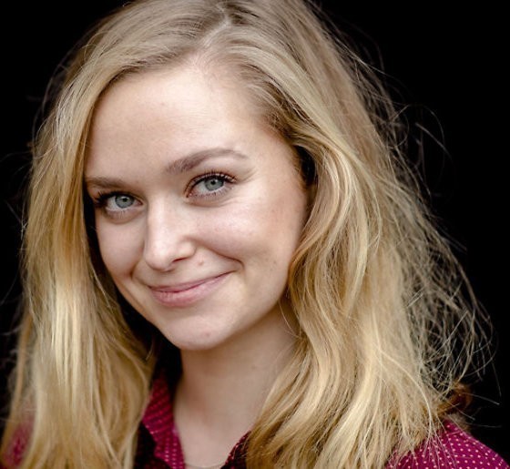 Actrice Pip Pellens gaat solo theater in met voorstelling over telefoongebruik