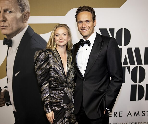 Pip Pellens verwelkomt tweede kindje: 'Zo compleet'