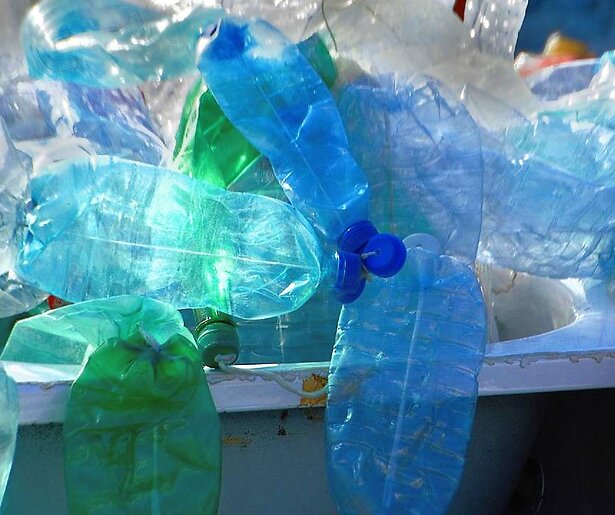 De falende aanpak van het plasticafval